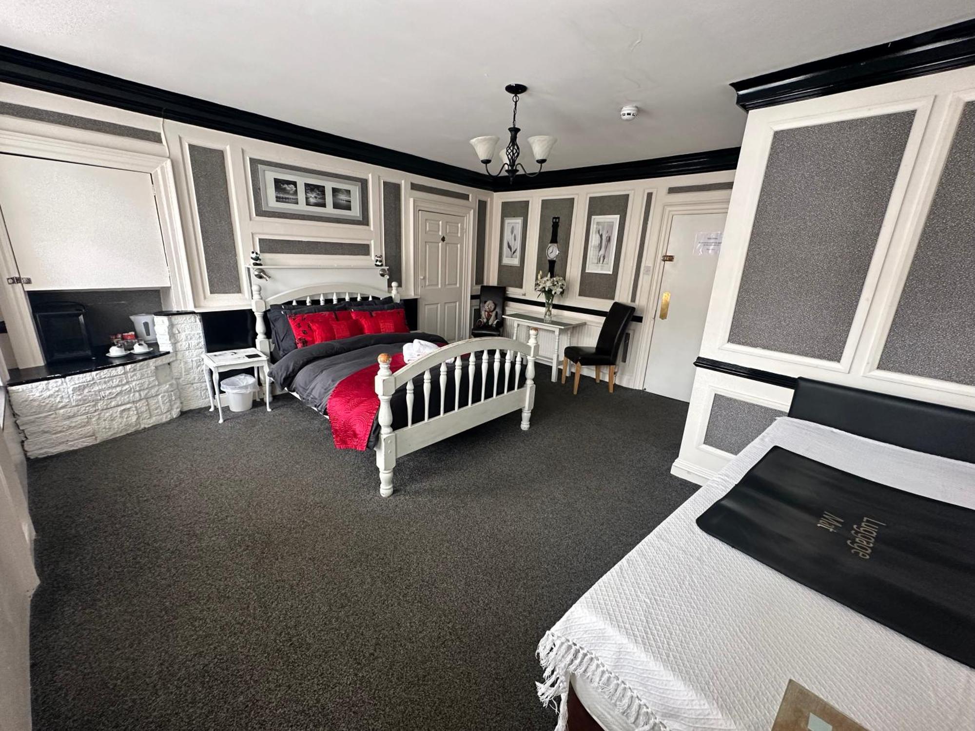 The Barrington Guesthouse Hotel สการ์โบโรห์ ภายนอก รูปภาพ