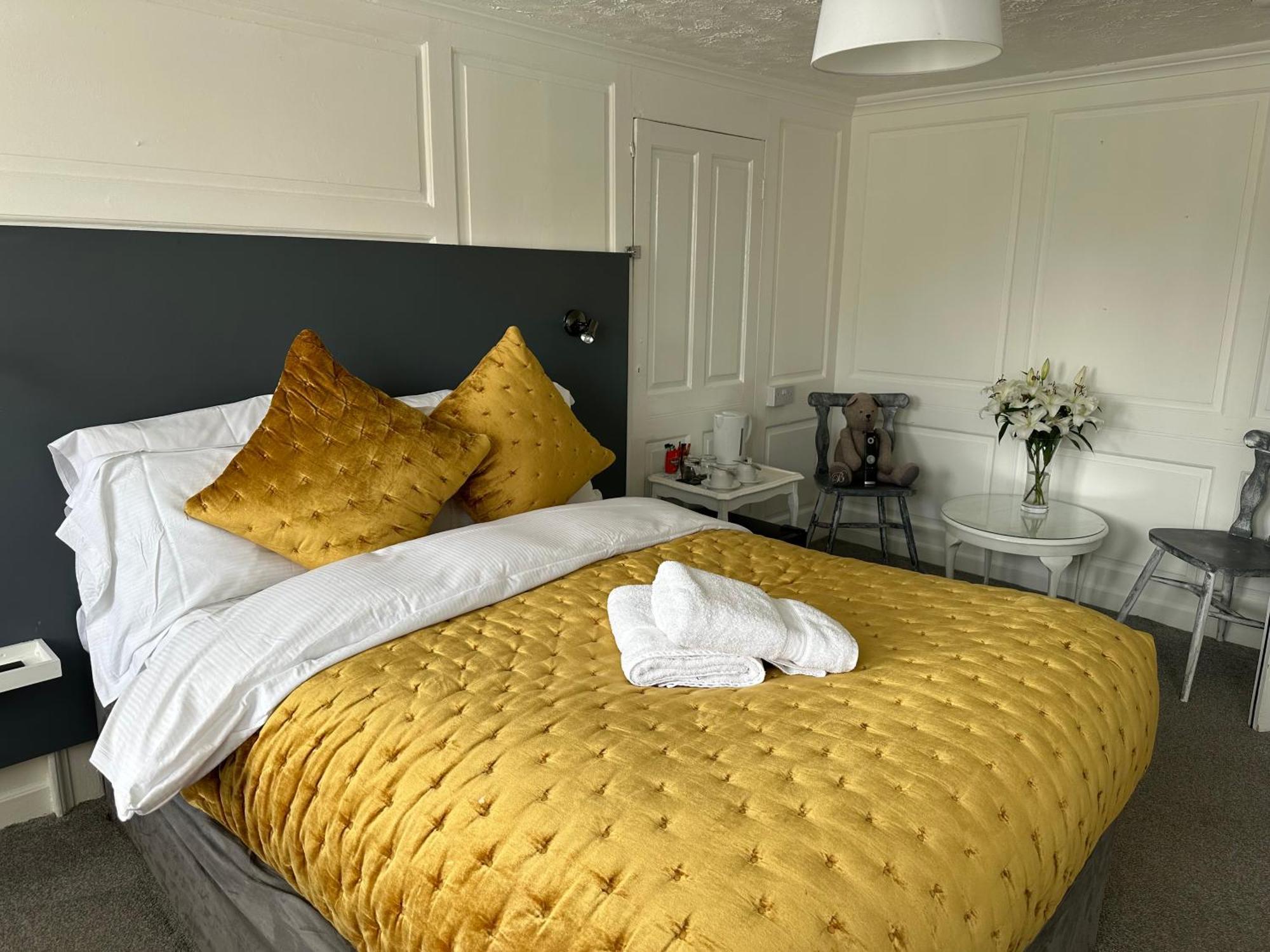 The Barrington Guesthouse Hotel สการ์โบโรห์ ภายนอก รูปภาพ