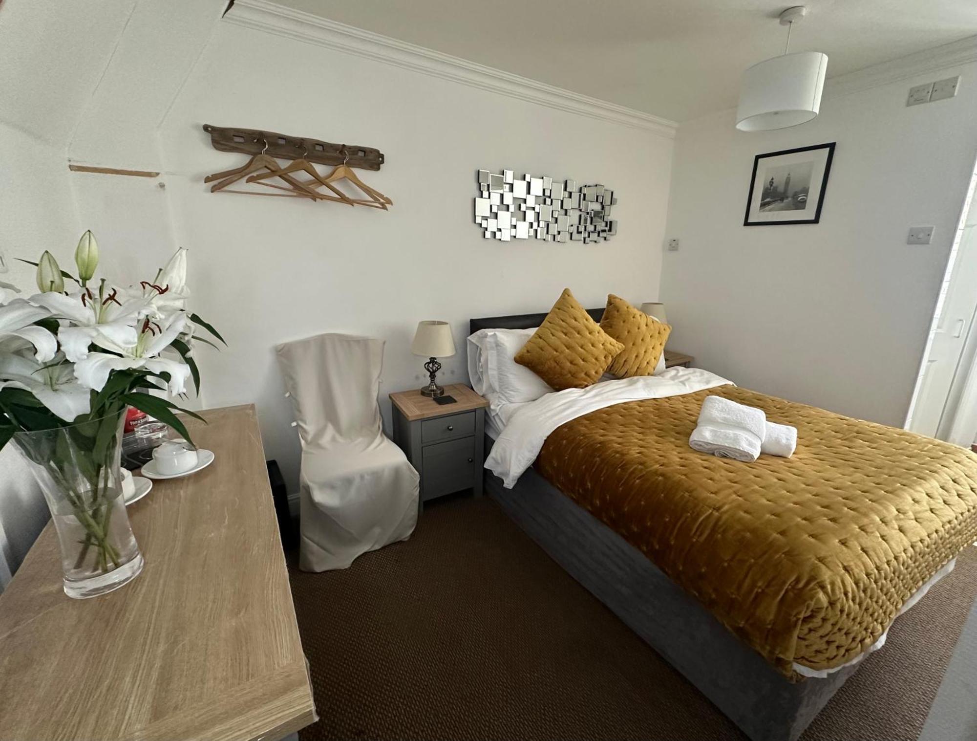 The Barrington Guesthouse Hotel สการ์โบโรห์ ภายนอก รูปภาพ