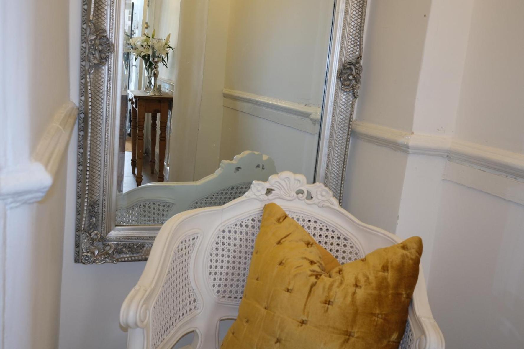 The Barrington Guesthouse Hotel สการ์โบโรห์ ภายนอก รูปภาพ